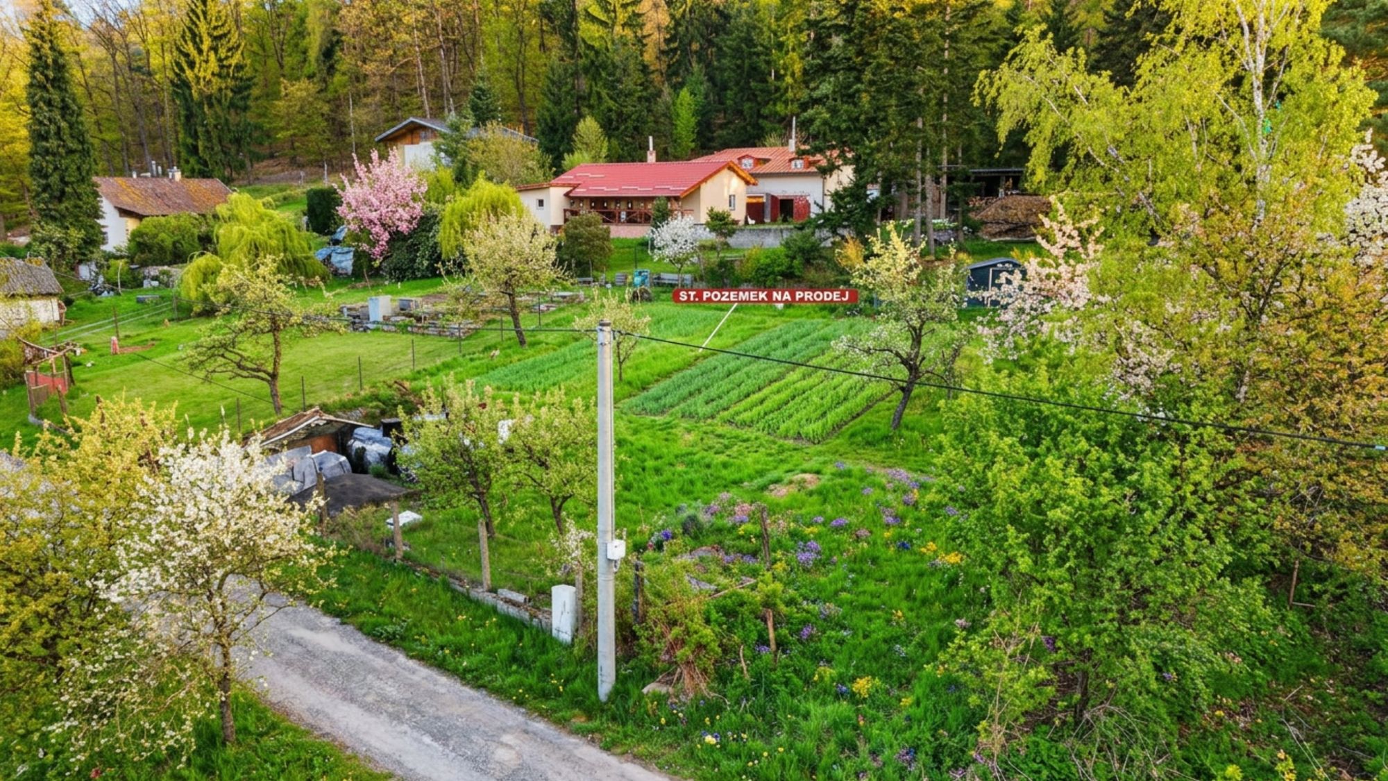 Pozemek s výhledem v Mačovicích, foto 3